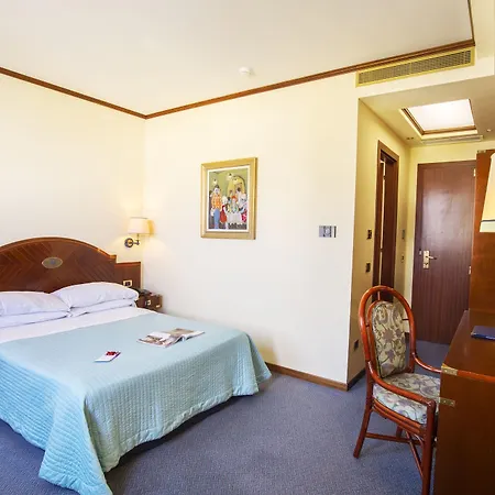 Vintage Tornese - Business & Events Hotel